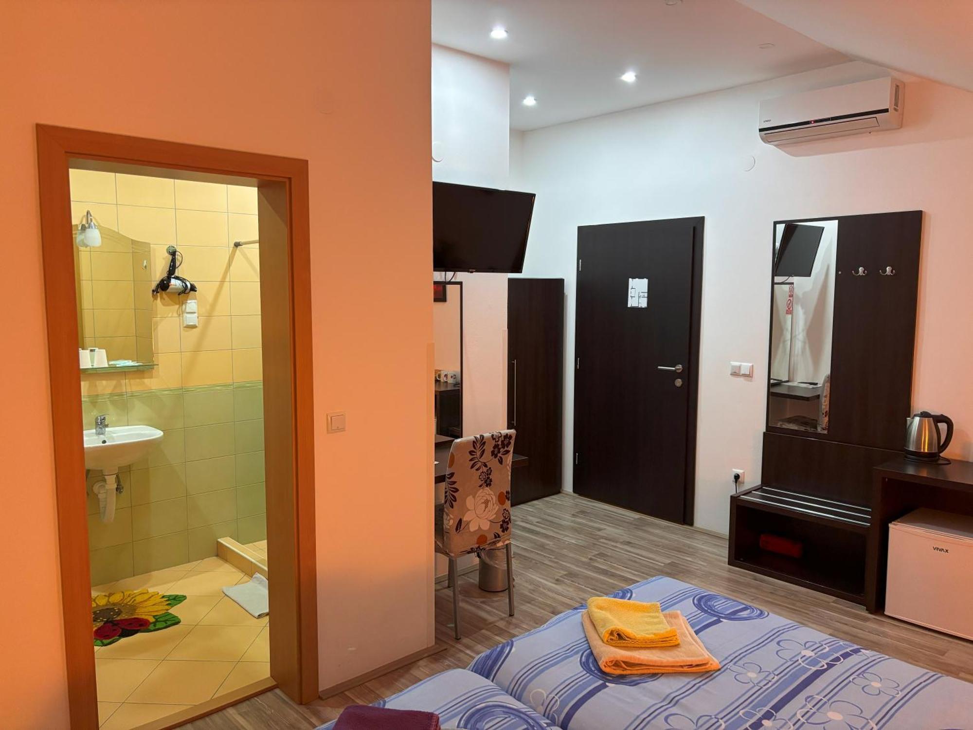 Guest House Buncic Rooms & Apartments Slunj Exterior photo